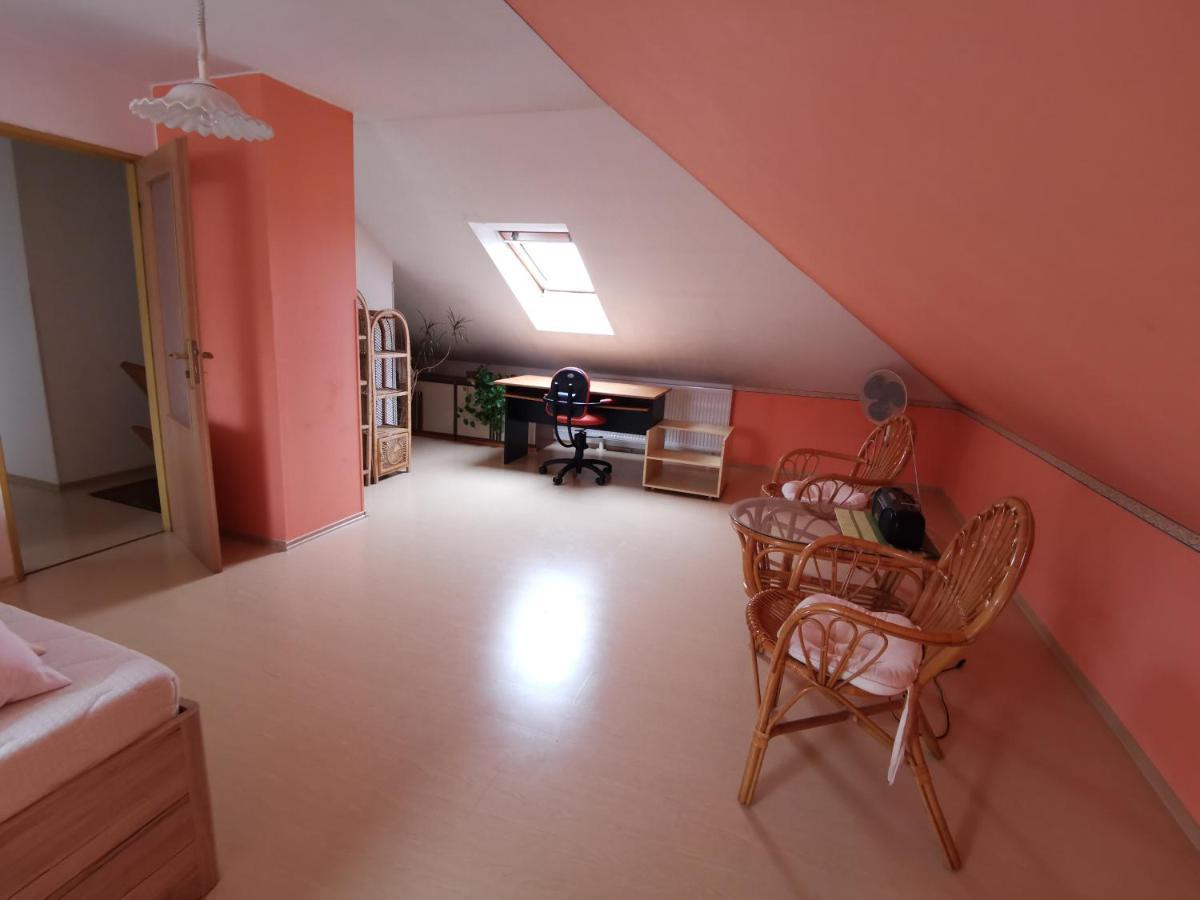 Rodinny Apartman V Dome Kosice Luaran gambar